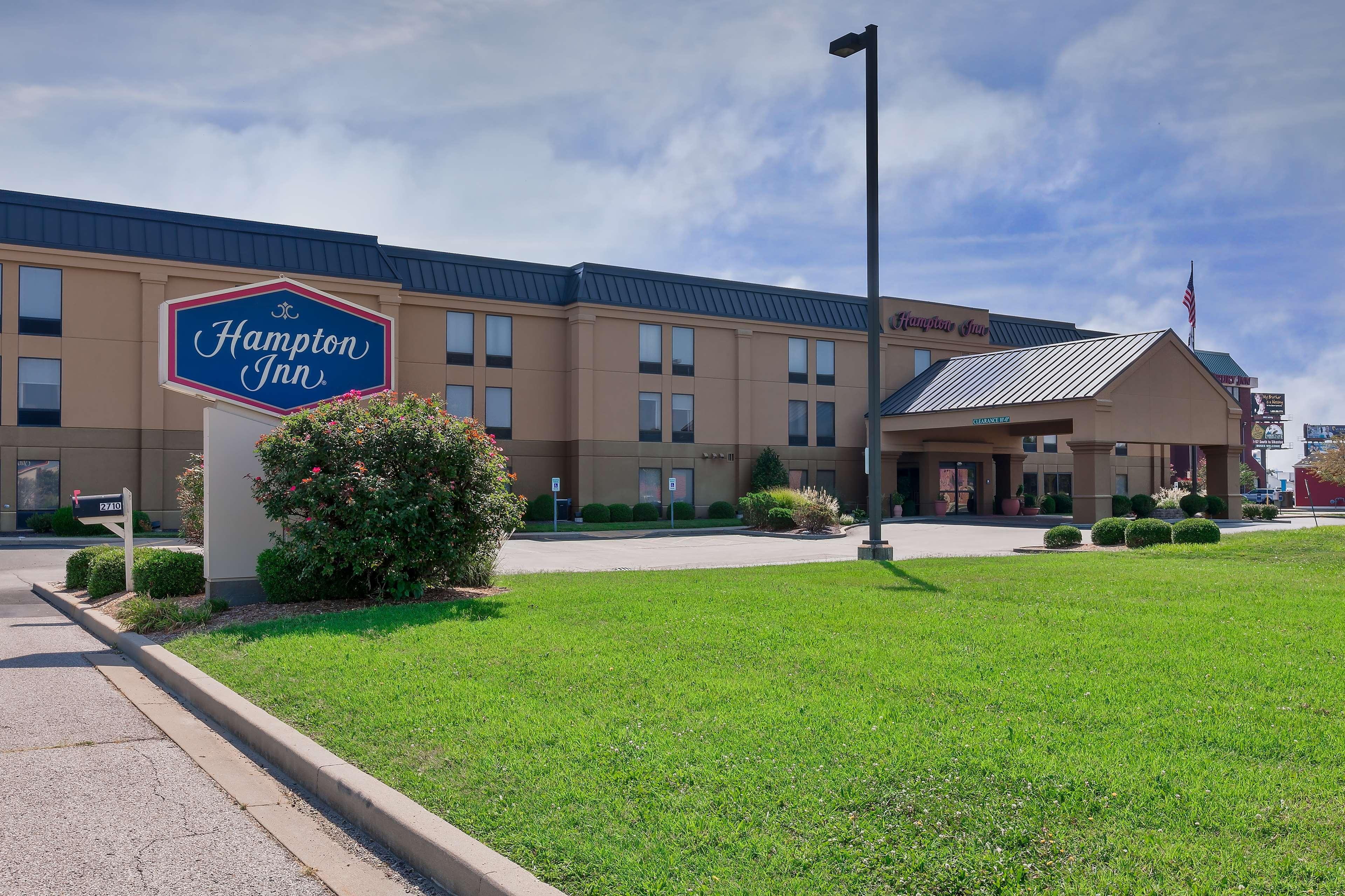 Hampton Inn Marion Exterior photo